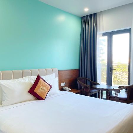 กงทัญ ลองบีช โฮเต็ล Hotel Cam Lam ภายนอก รูปภาพ