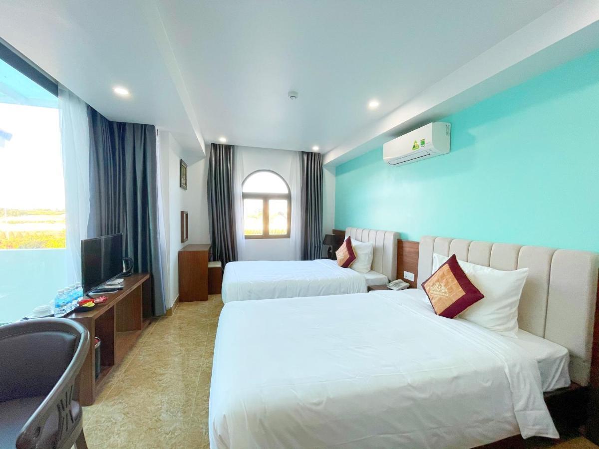 กงทัญ ลองบีช โฮเต็ล Hotel Cam Lam ภายนอก รูปภาพ